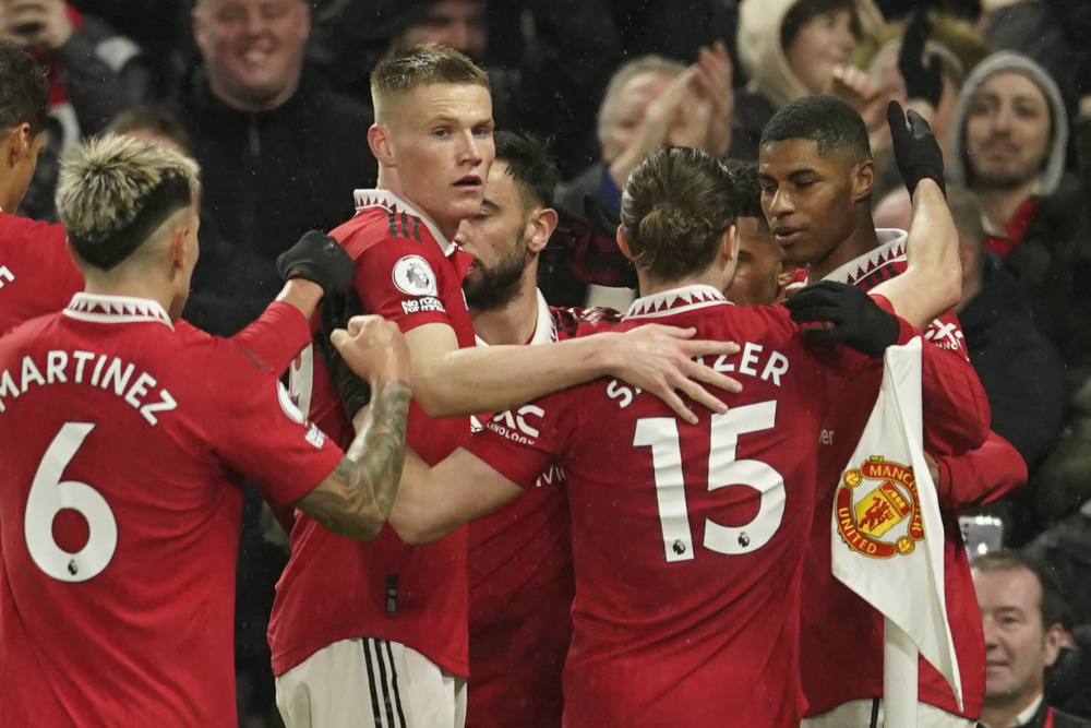 他在防守端 他在防守端